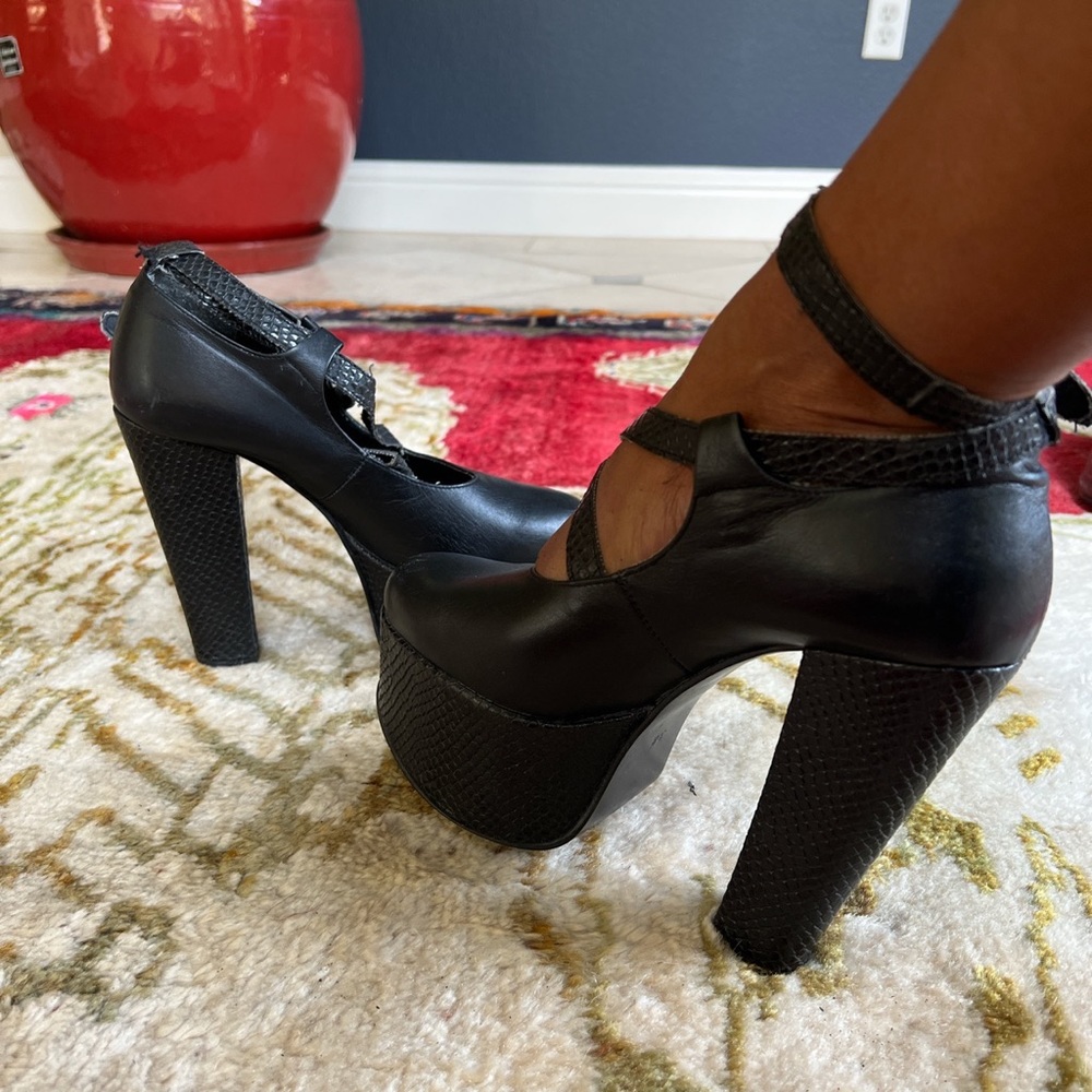 6” heels Sasha leather shoes made in Spain